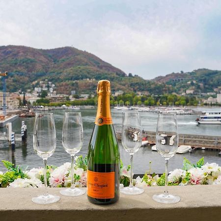 Appartamento Esclusivo Fronte Lago, In Centro A Como Con Garage Extérieur photo