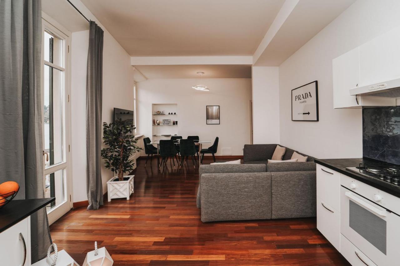 Appartamento Esclusivo Fronte Lago, In Centro A Como Con Garage Extérieur photo