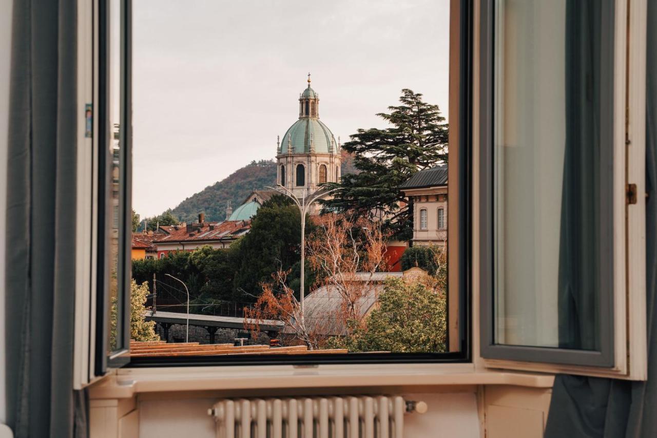 Appartamento Esclusivo Fronte Lago, In Centro A Como Con Garage Extérieur photo